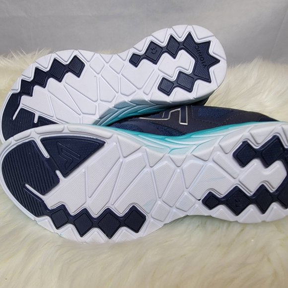 Vionic Brisk Miles Lace-up Active Sneaker 6 wide - Picture 5 of 6